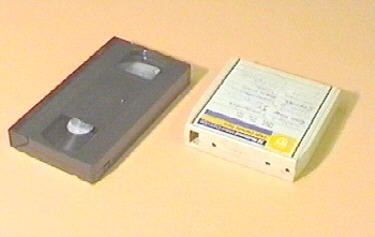 NV-5120A - EIAJ-2 cartrige and VHS cassette comparison